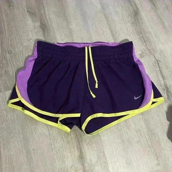 Nike Pants - NIKE - Dri-Fit Athletic Shorts M